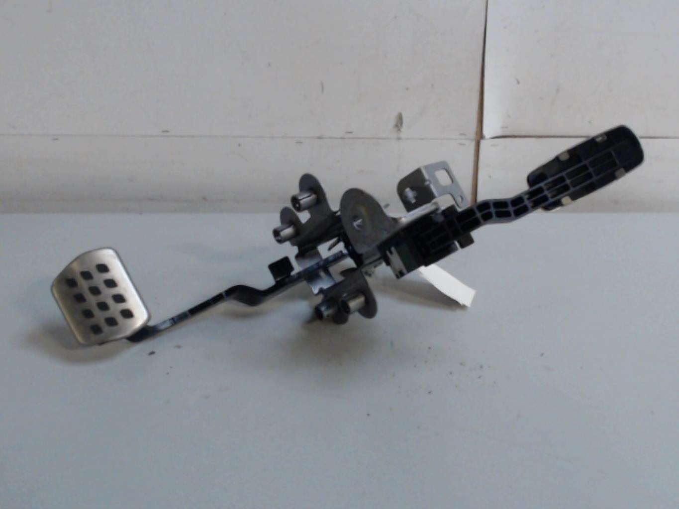 Pedalier RENAULT MEGANE 4 PHASE 1 Diesel - 1
