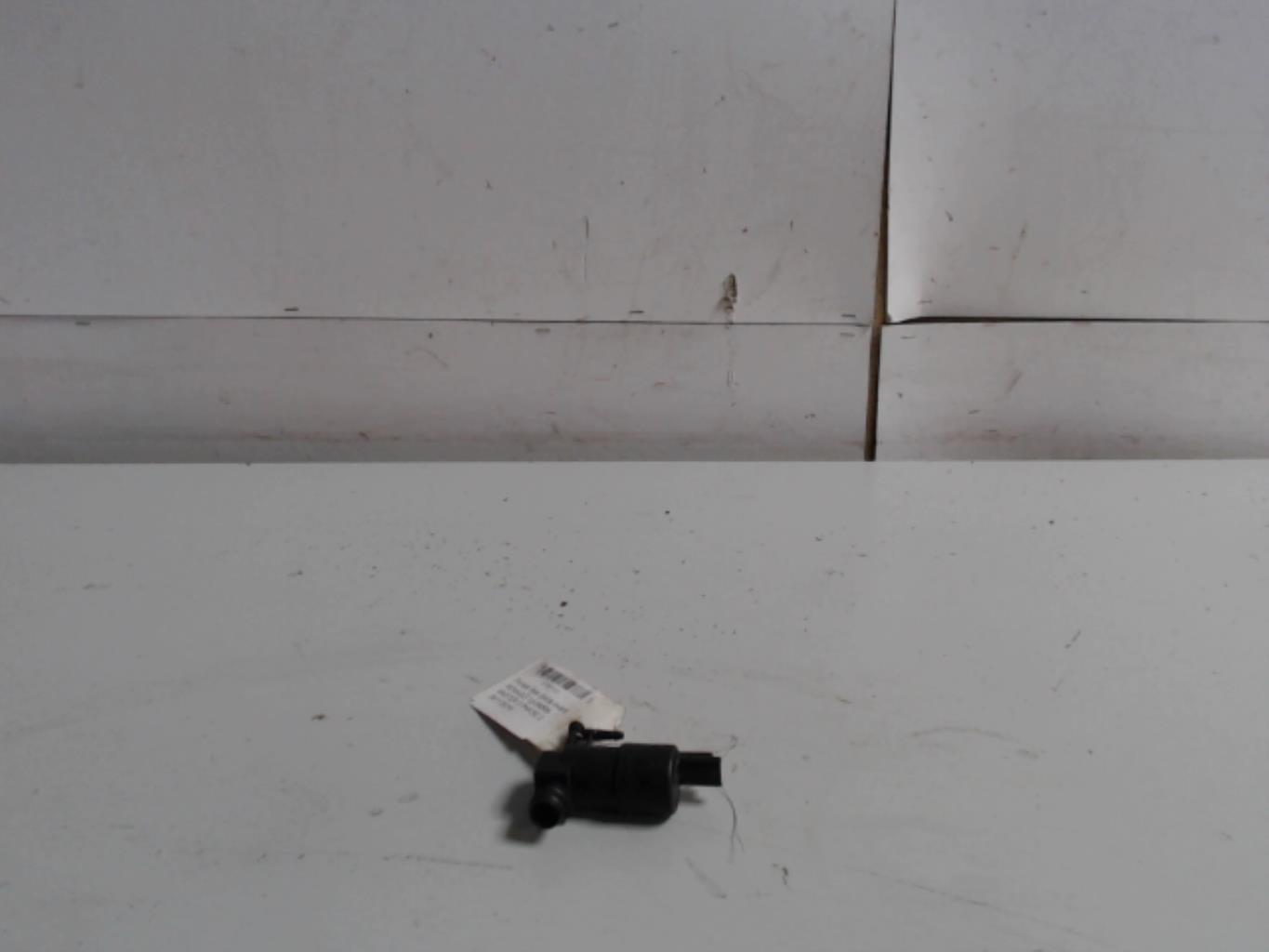 Pompe lave glace avant RENAULT MASTER 3 PHASE 2  - 1