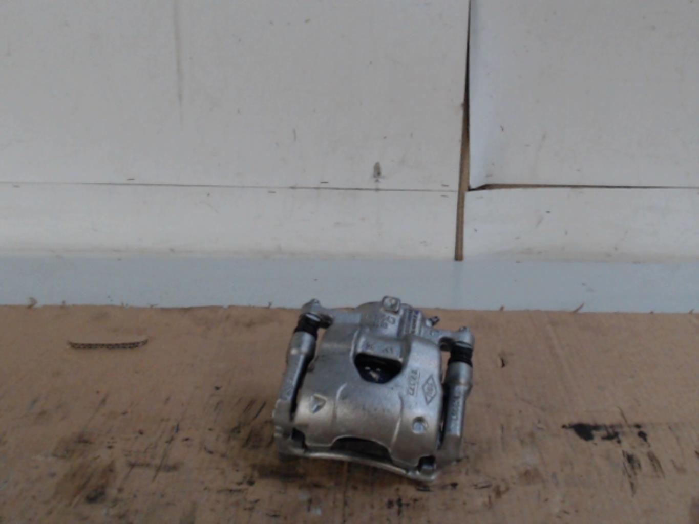 Etrier avant gauche (freinage) RENAULT CLIO 5  - 1