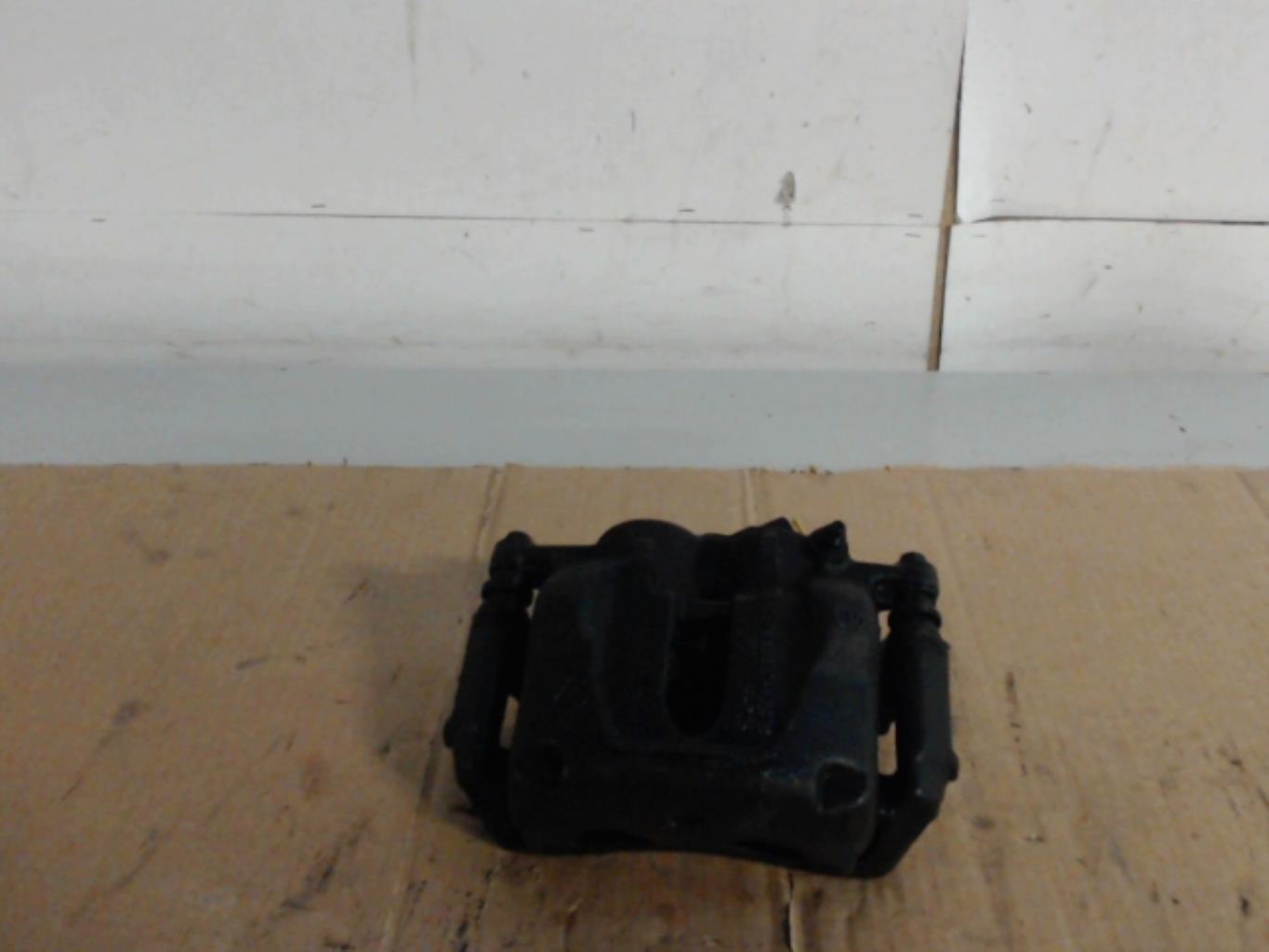 Etrier avant gauche (freinage) RENAULT TRAFIC 2 PHASE 1 Diesel - 1