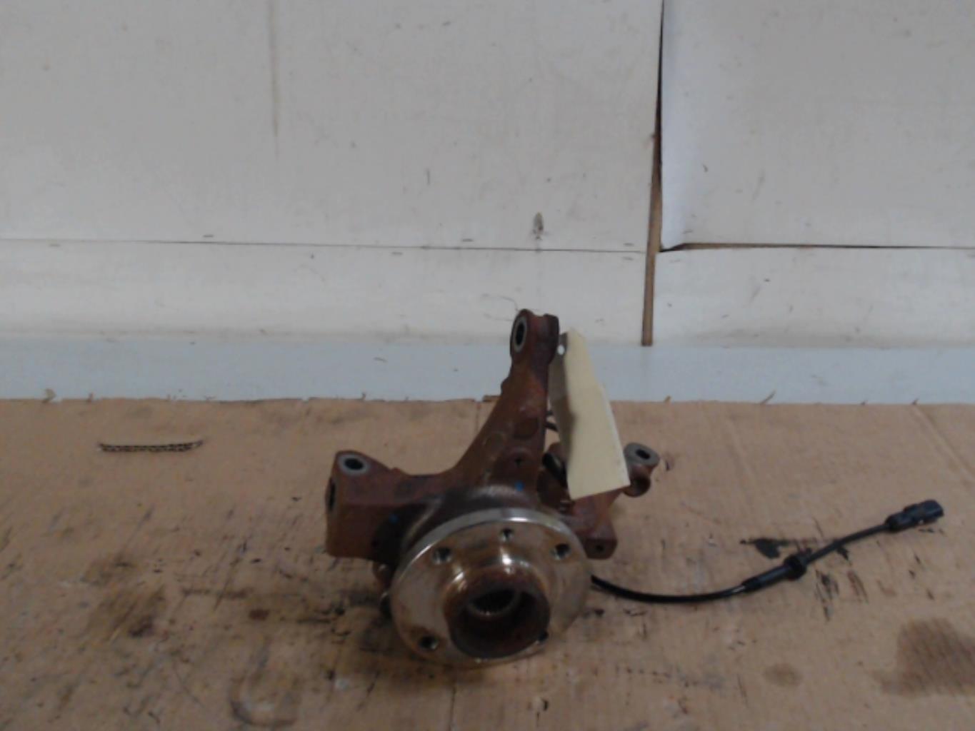 Fusee avant droit DACIA SANDERO 2 PHASE 2 Diesel - 1