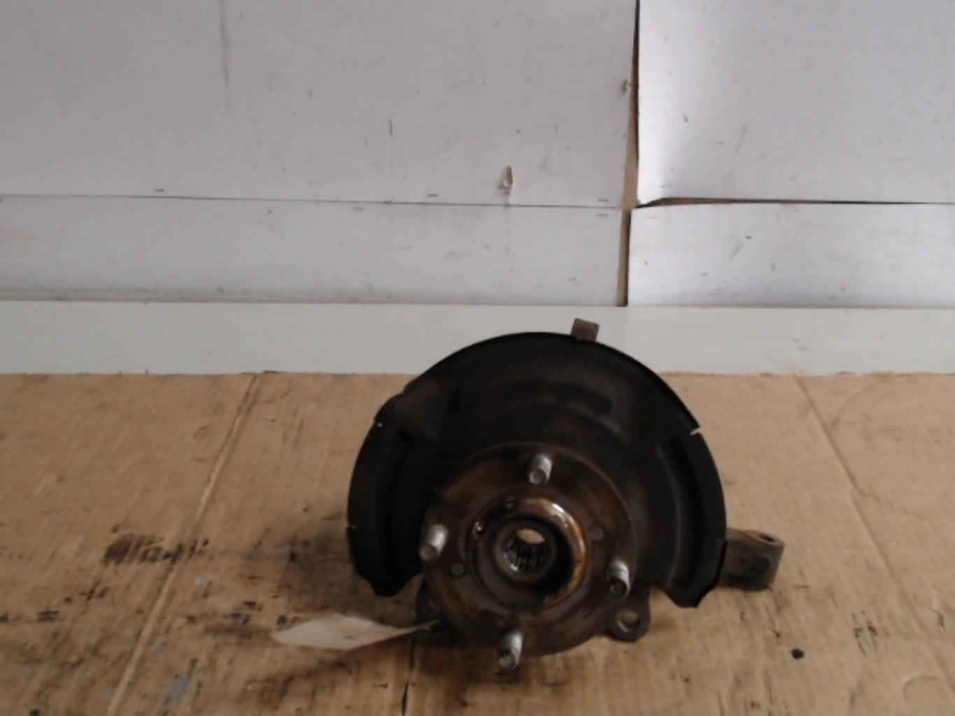 Fusee avant gauche SUZUKI ALTO 3 Essence - 1