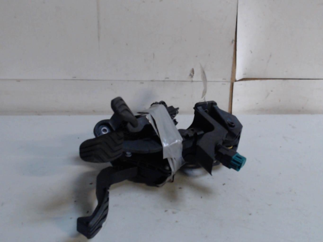 Pedalier RENAULT CLIO 5  - 1