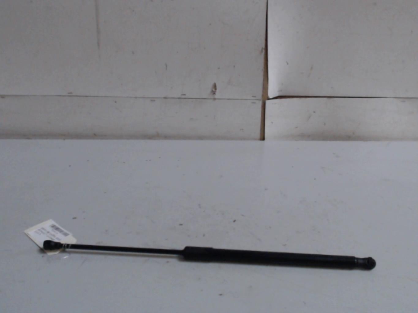 Verin de coffre droit RENAULT CLIO 5  - 1