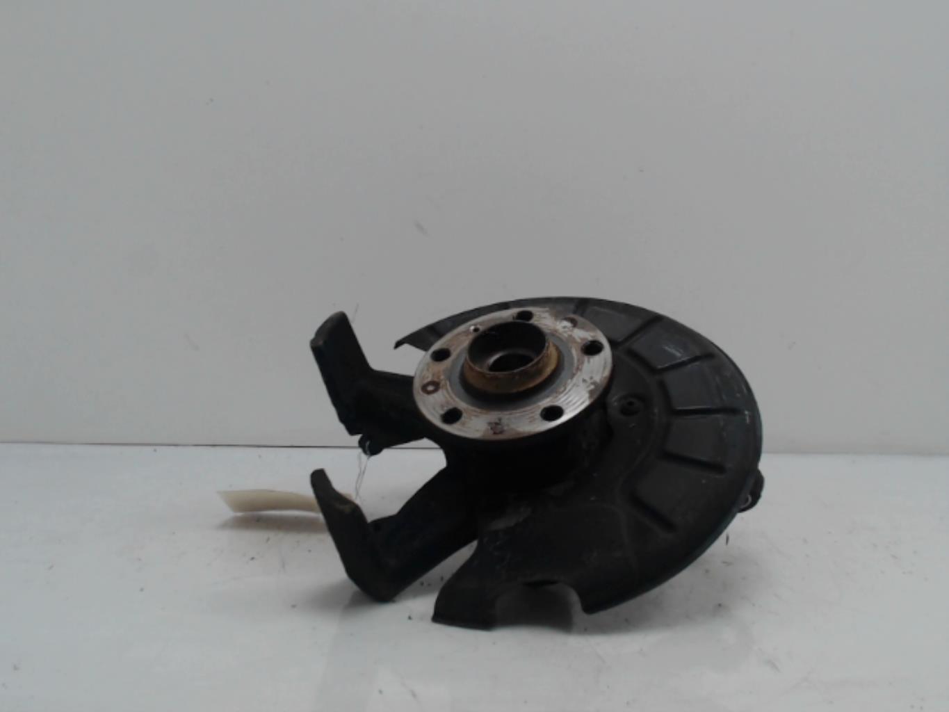 Fusee avant gauche SKODA OCTAVIA 2 PHASE 1 Diesel - 1