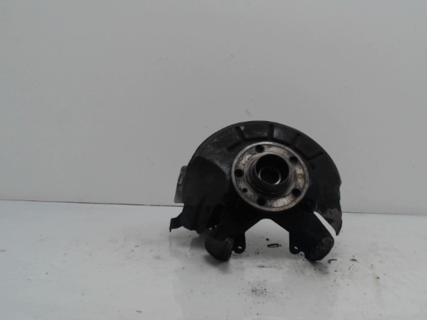 Fusee avant gauche SEAT CORDOBA 2 Diesel - 1