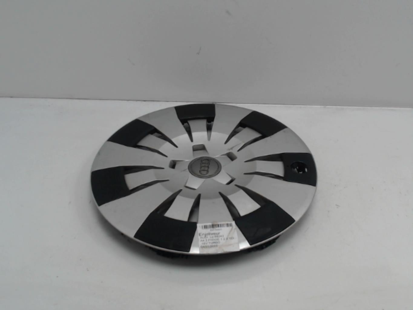Enjoliveur AUDI A4 2 PHASE 1 Diesel - 1
