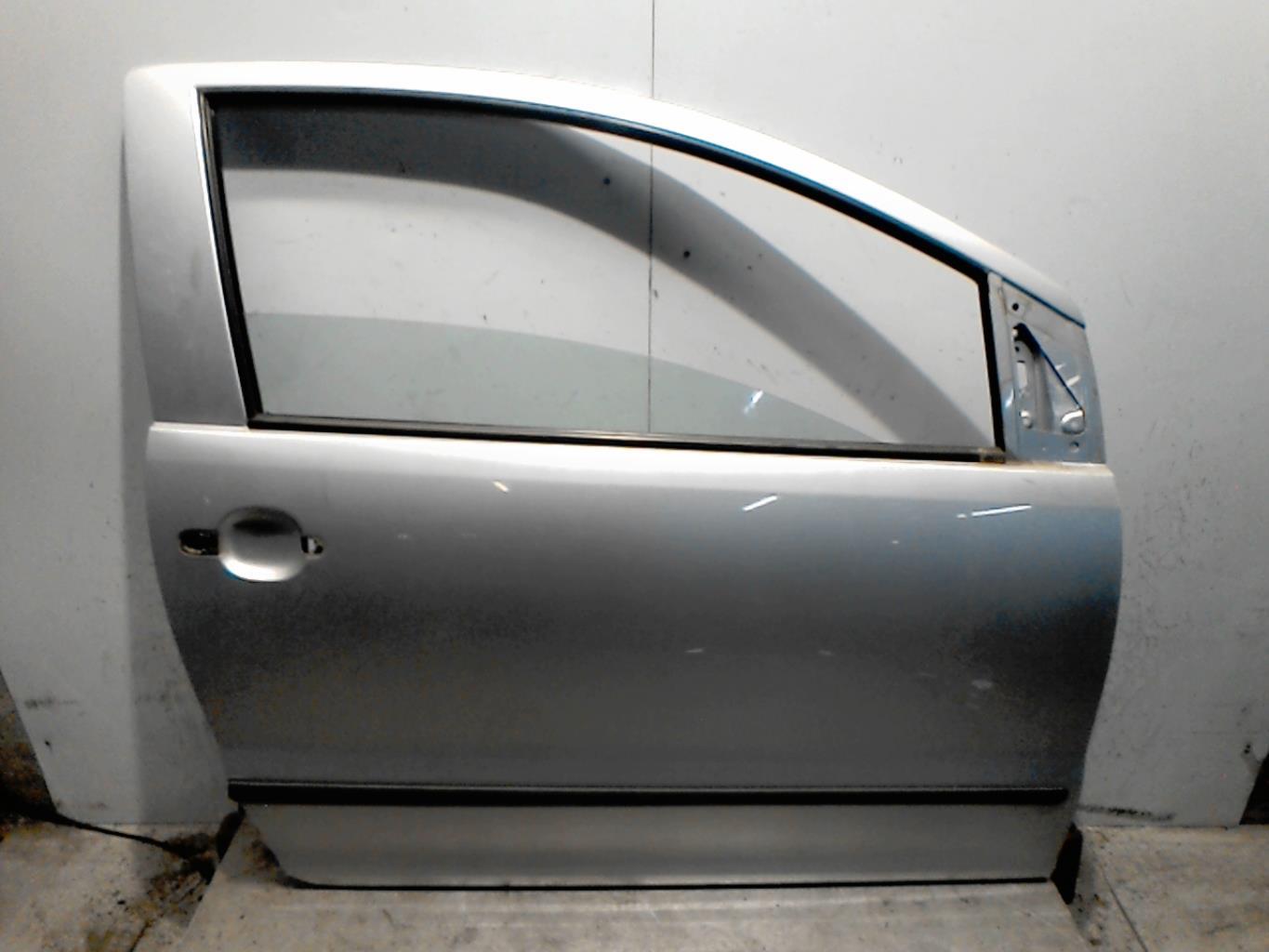 Porte avant droit VOLKSWAGEN FOX Essence - 1