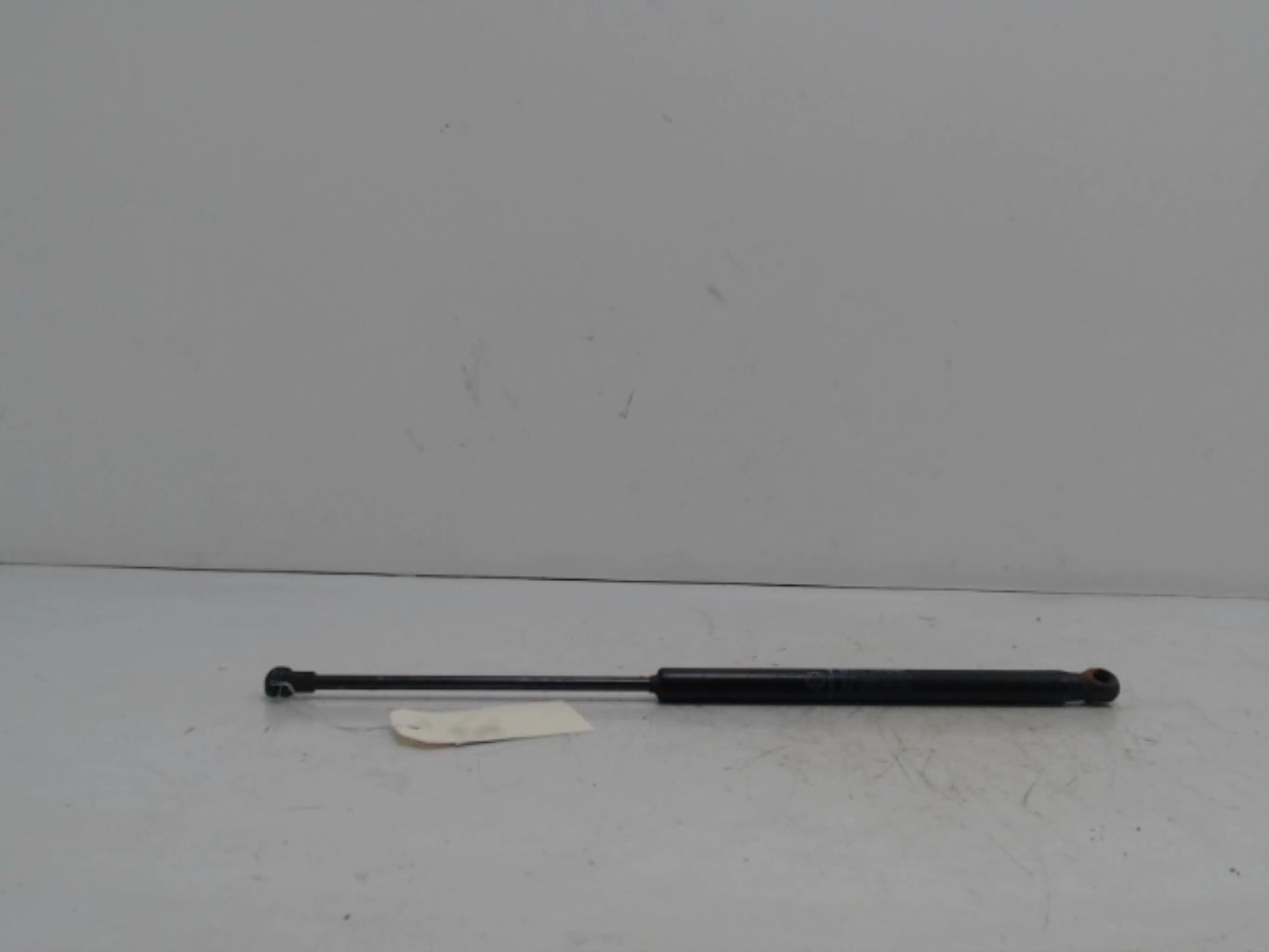Verin de coffre gauche VOLKSWAGEN FOX Essence - 1