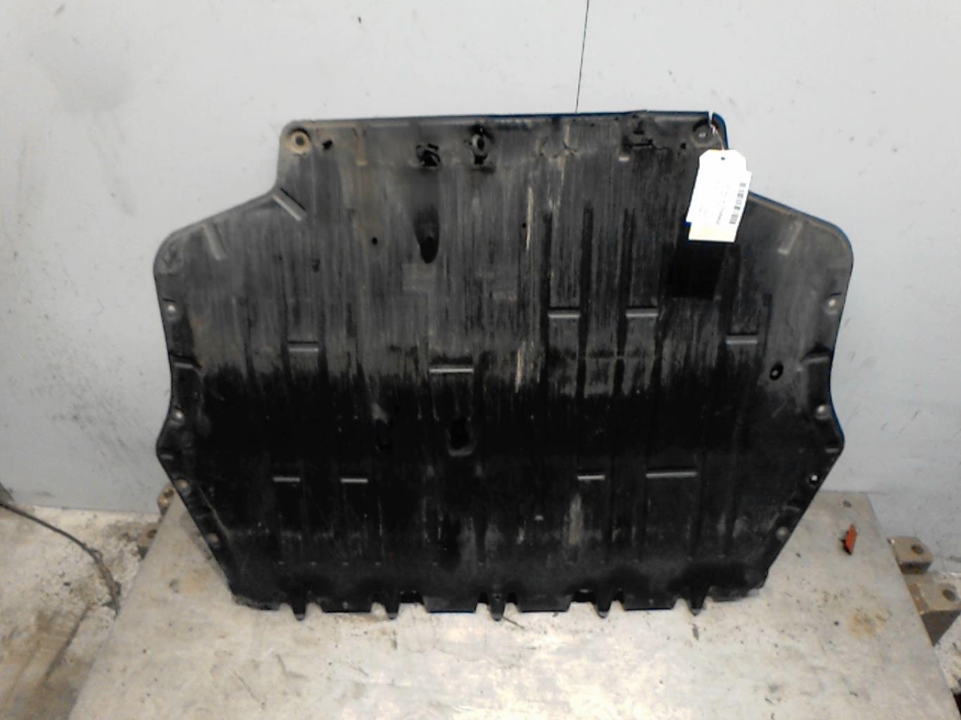 Cache sous moteur VOLKSWAGEN GOLF 6 Diesel - 1