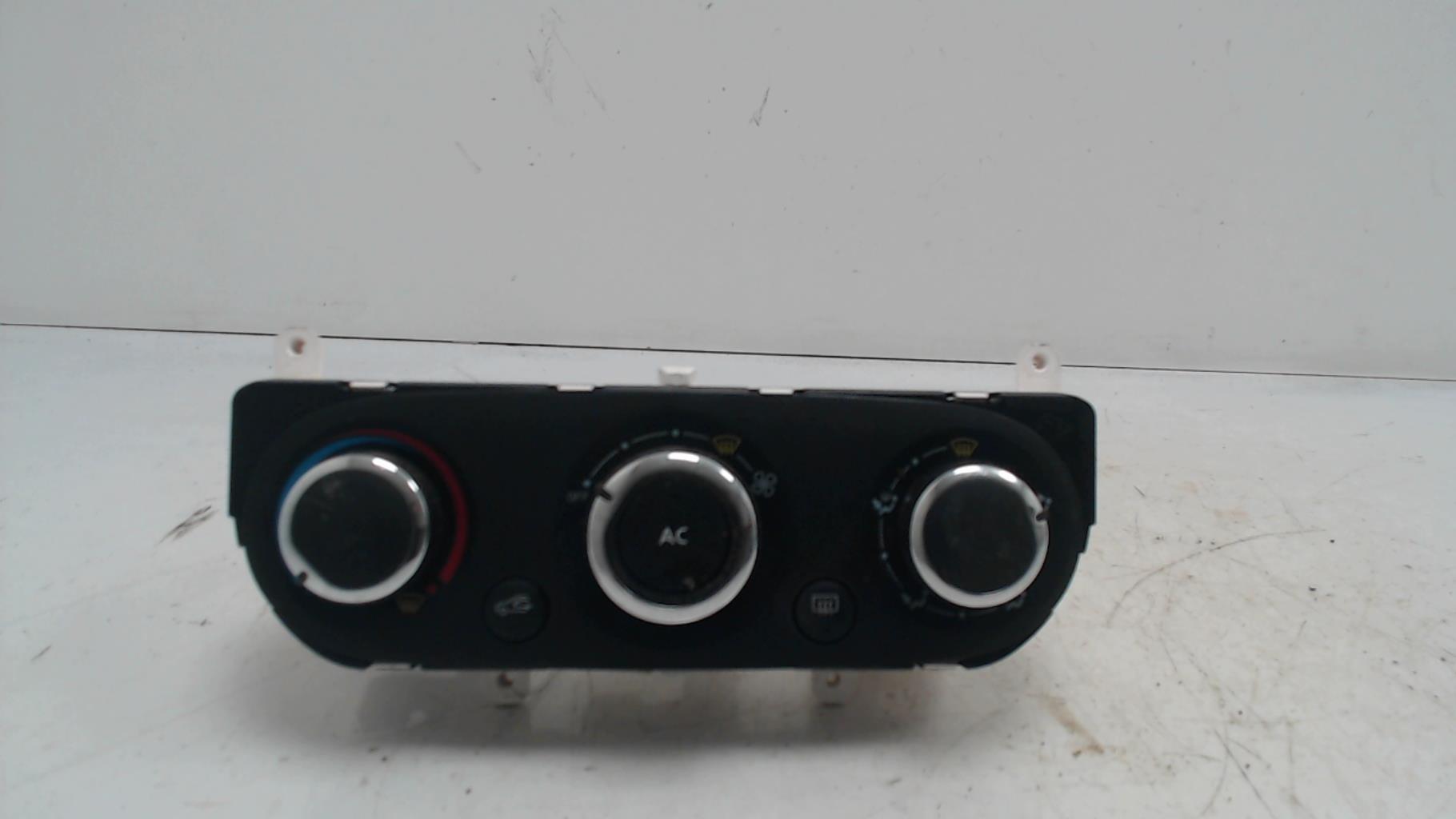 Commande chauffage RENAULT CAPTUR 1 PHASE 1 Diesel - 1