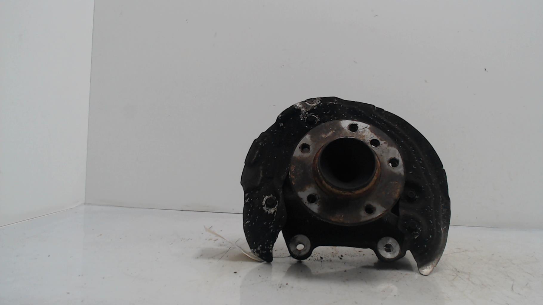 Fusee avant gauche BMW SERIE 3 E92 COUPE PHASE 1 Diesel - 1