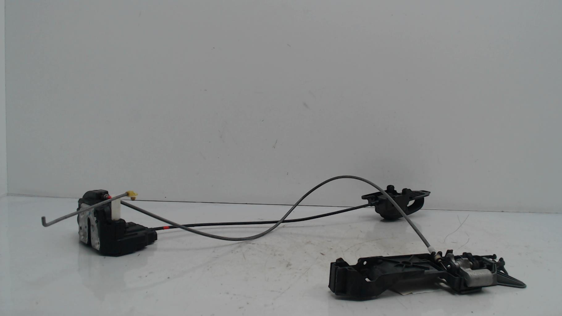 Serrure avant gauche NISSAN NOTE 1 PHASE 2 Diesel - 1