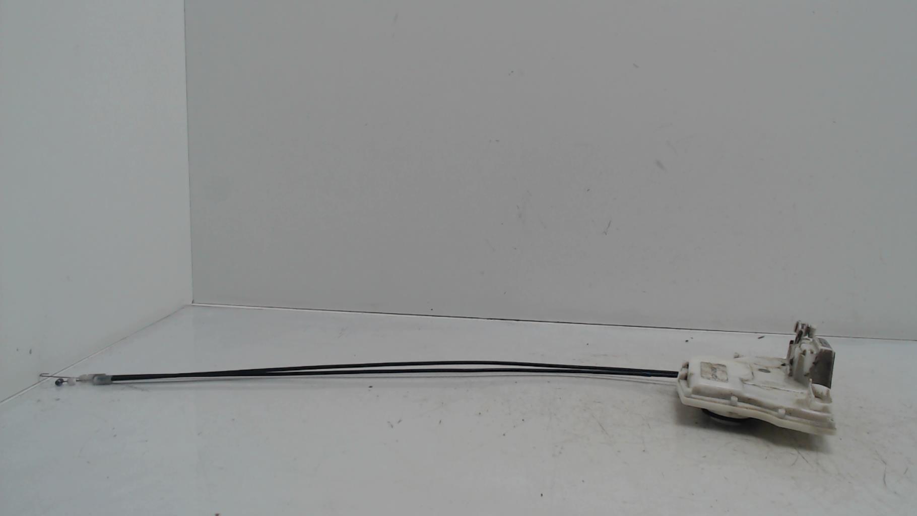 Serrure avant droit SUZUKI SWIFT 3 Diesel - 1