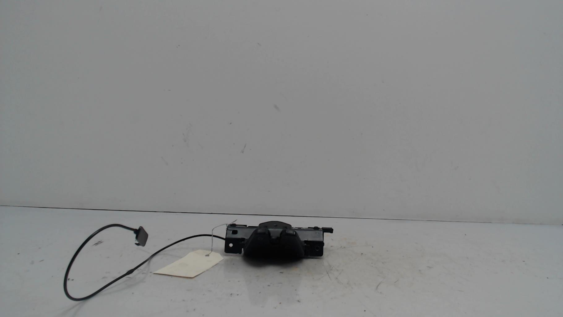 Serrure de hayon BMW SERIE 1 E81 Diesel - 1