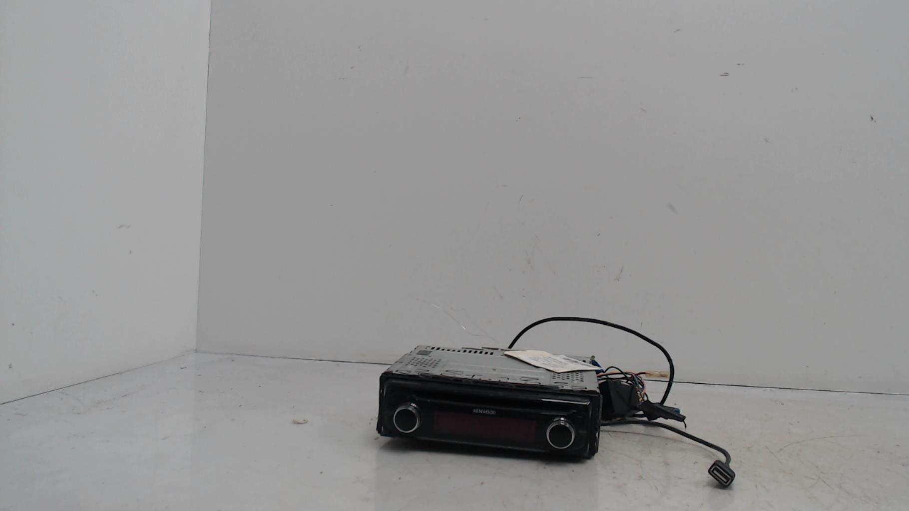 Autoradio VOLKSWAGEN GOLF 4 Diesel - 1