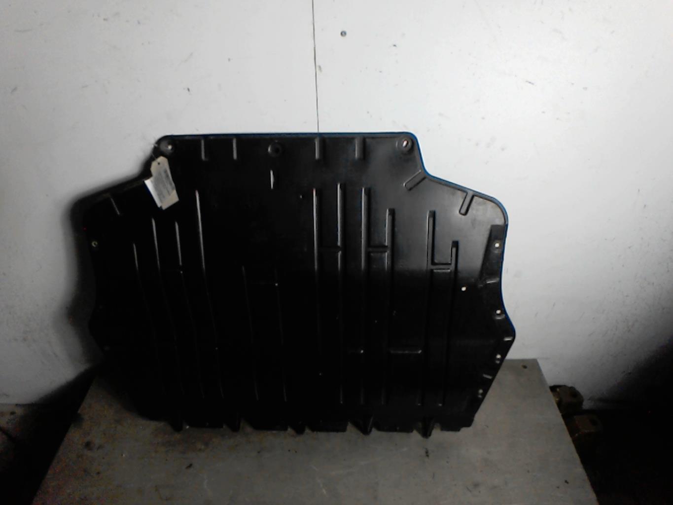 Cache sous moteur VOLKSWAGEN SCIROCCO 3 PHASE 1 COUPE Diesel - 1