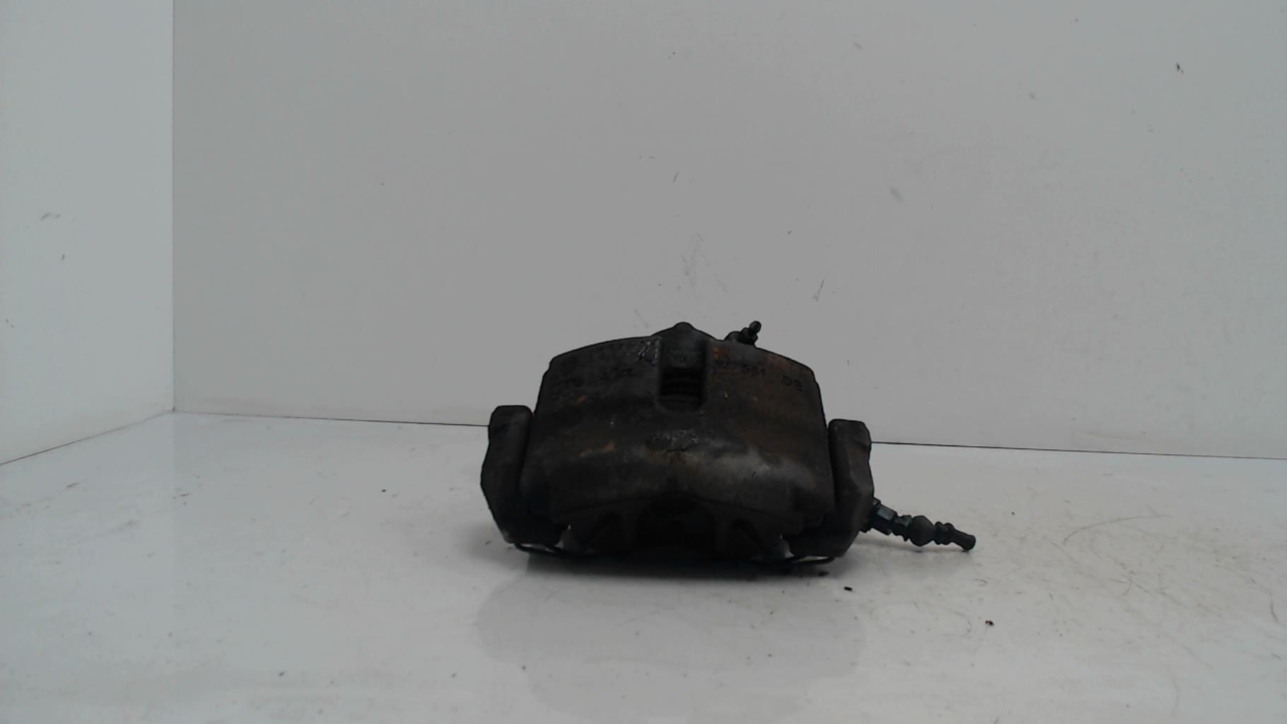 Etrier avant droit (freinage) AUDI A3 2 SPORTBACK PHASE 1 Diesel - 1