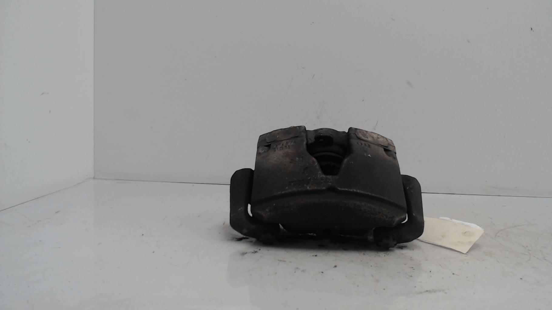 Etrier avant droit (freinage) AUDI A5 1 SPORTBACK PHASE 1  - 1