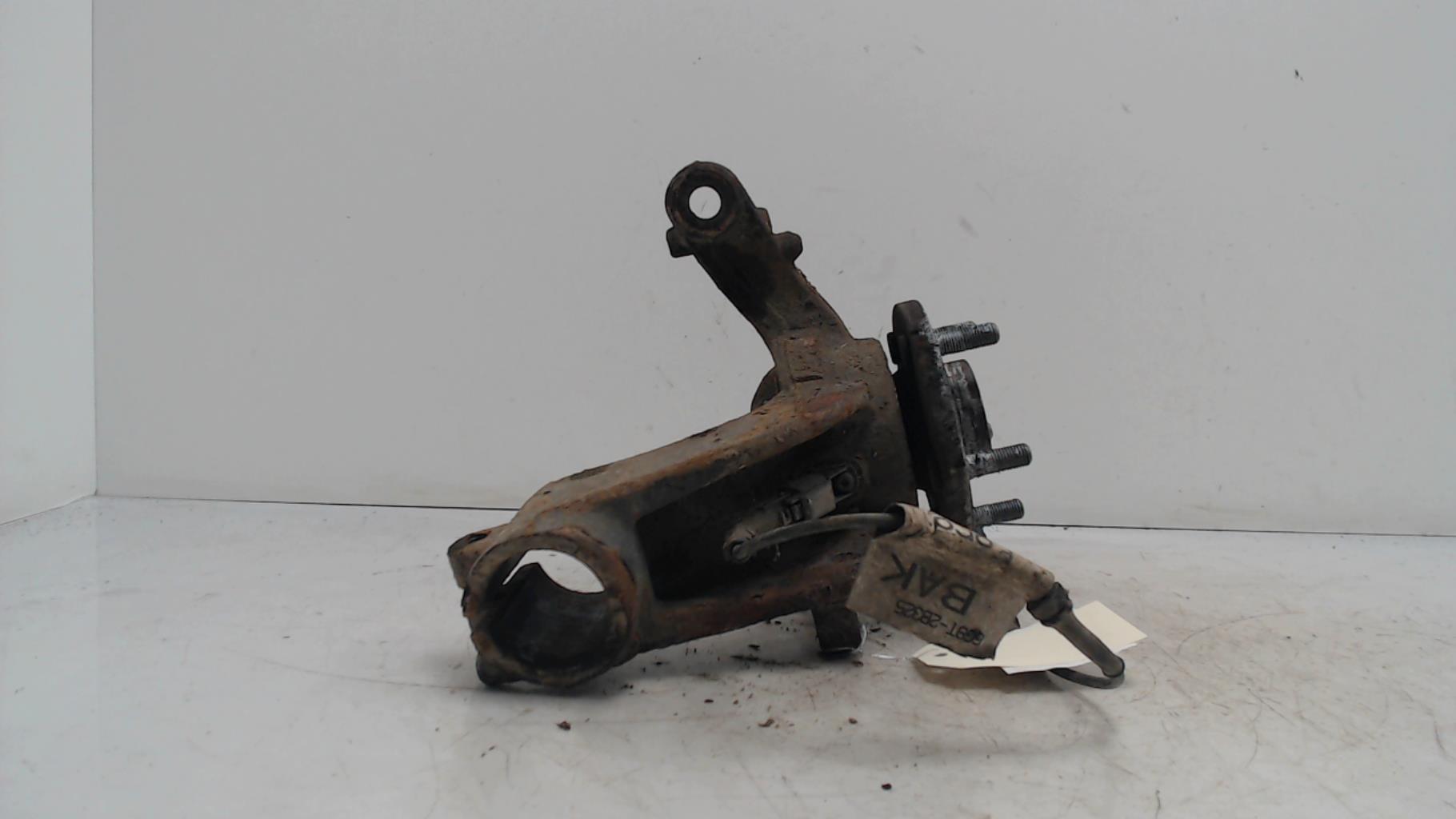 Fusee avant gauche FORD MONDEO 3 PHASE 1 Diesel - 1
