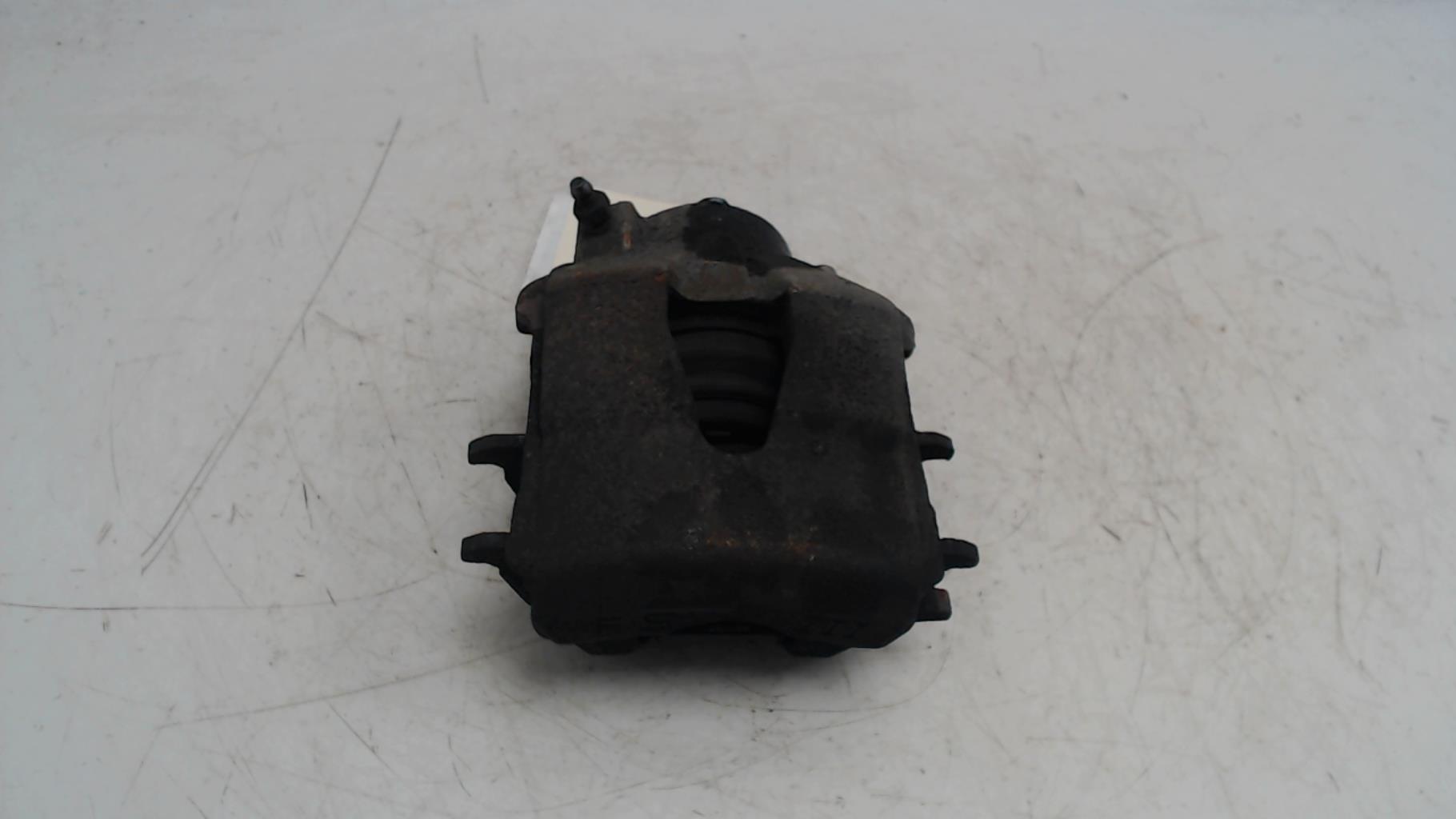 Etrier avant droit (freinage) AUDI A3 2 PHASE 2 Diesel - 1