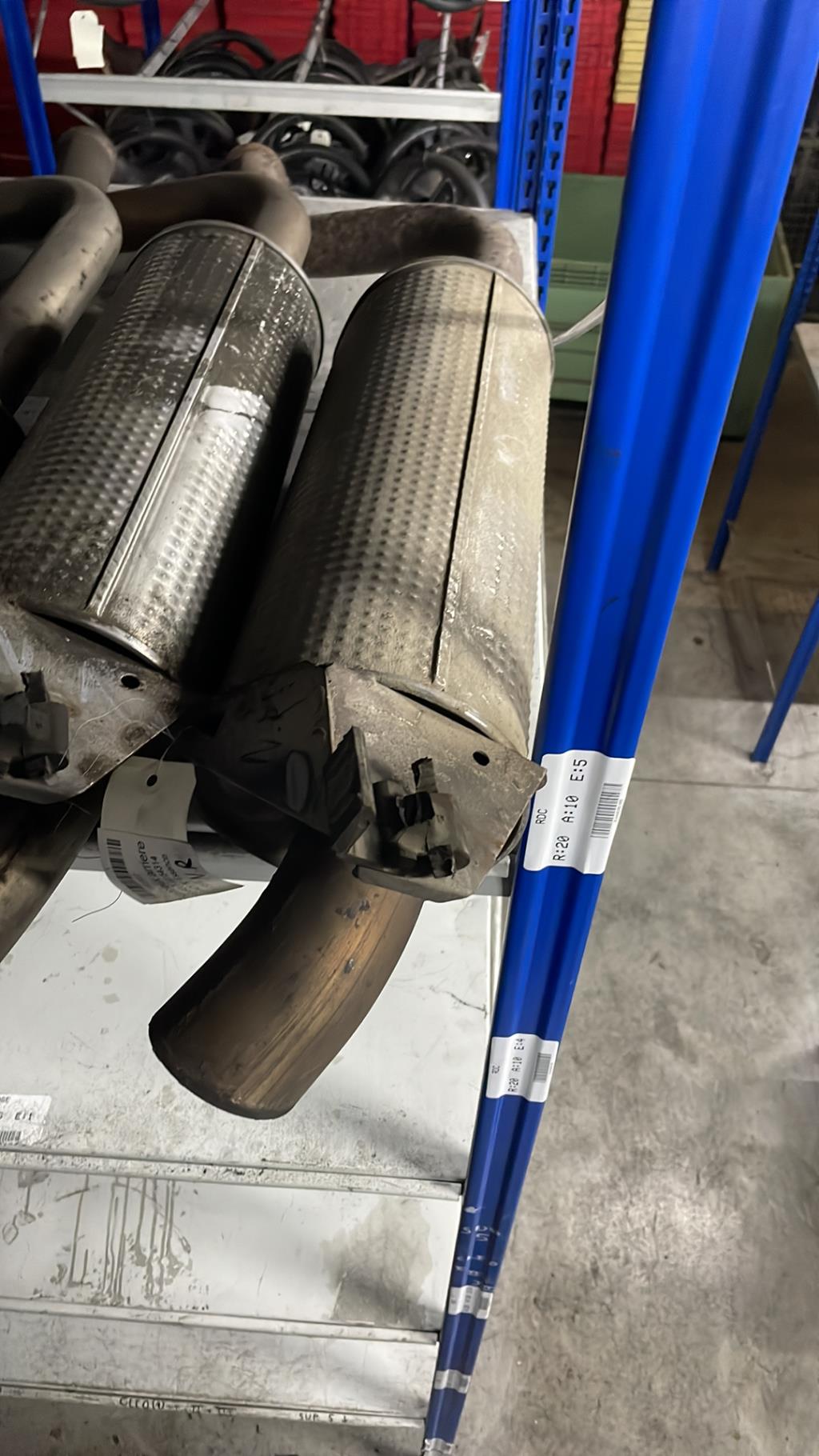 Silencieux arriere (echappement) RENAULT ESPACE 4 PHASE 1 Essence - 1