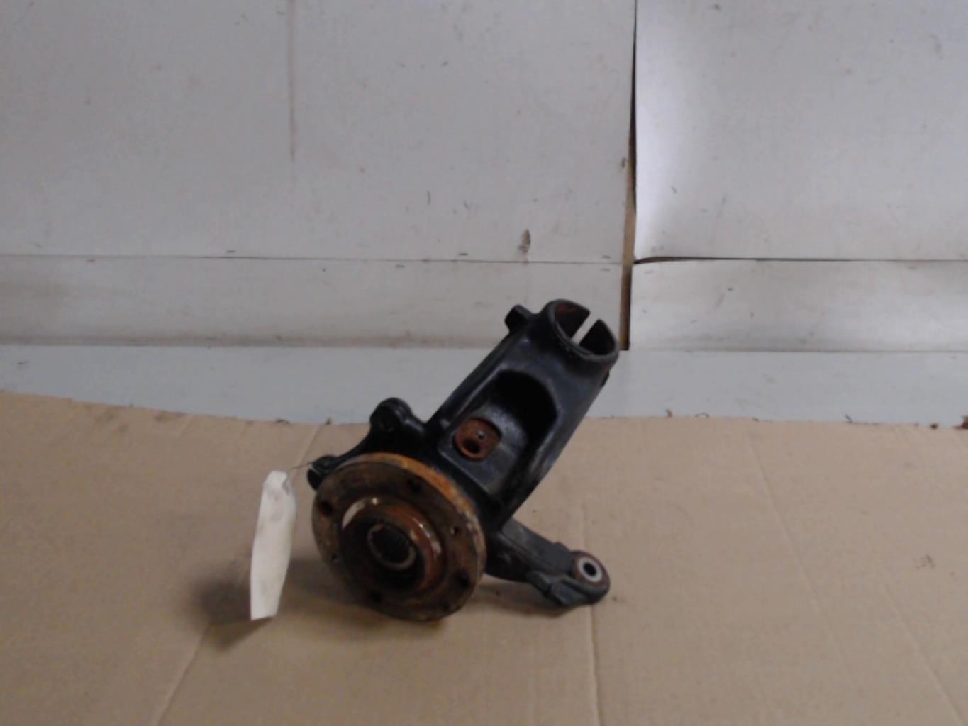 Fusee avant gauche PEUGEOT 2008 1 PHASE 1  - 1