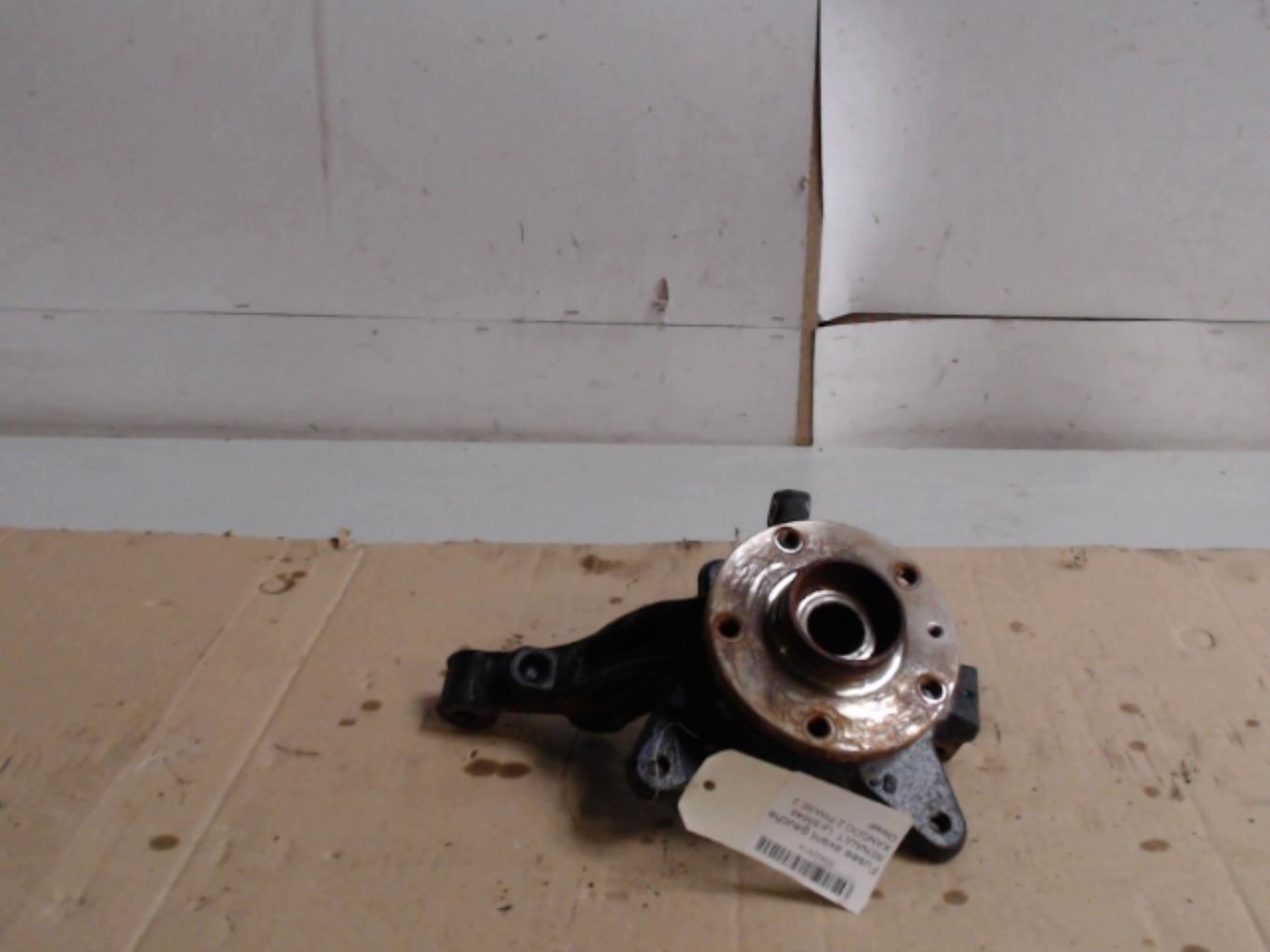 Fusee avant gauche RENAULT KANGOO 2 PHASE 2 Diesel - 1