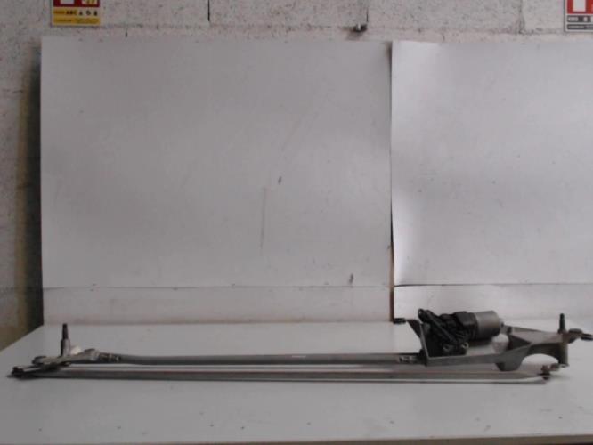 Moteur essuie glace avant -...
