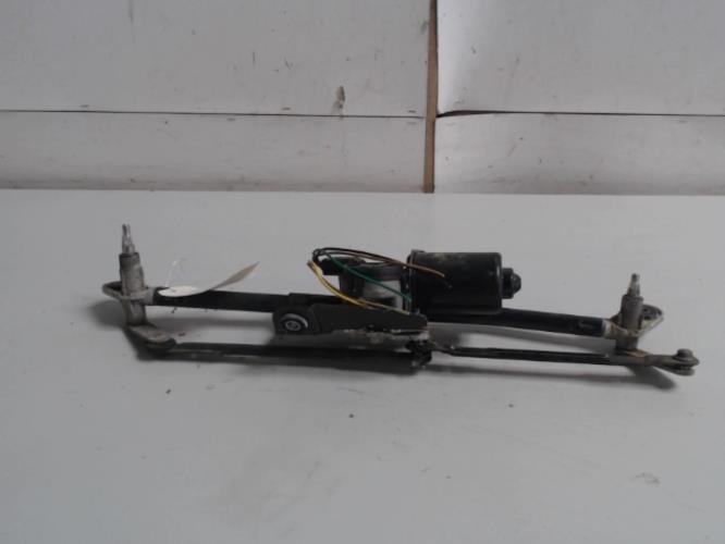 Moteur essuie glace avant -...