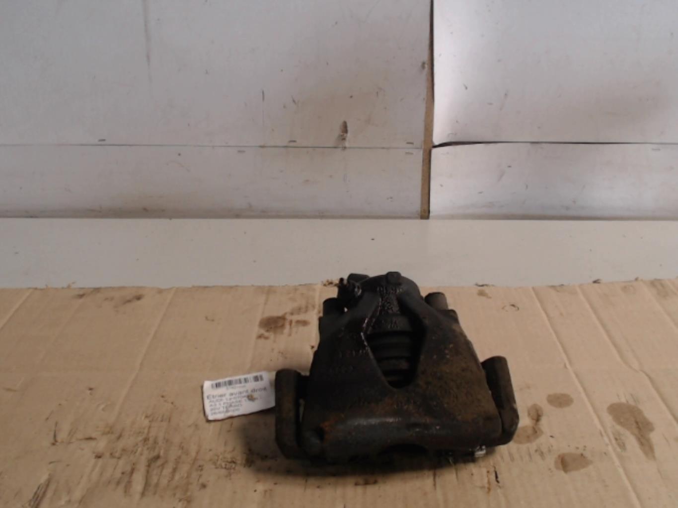 Etrier avant droit (freinage) AUDI A3 1 PHASE 1 Essence - 1
