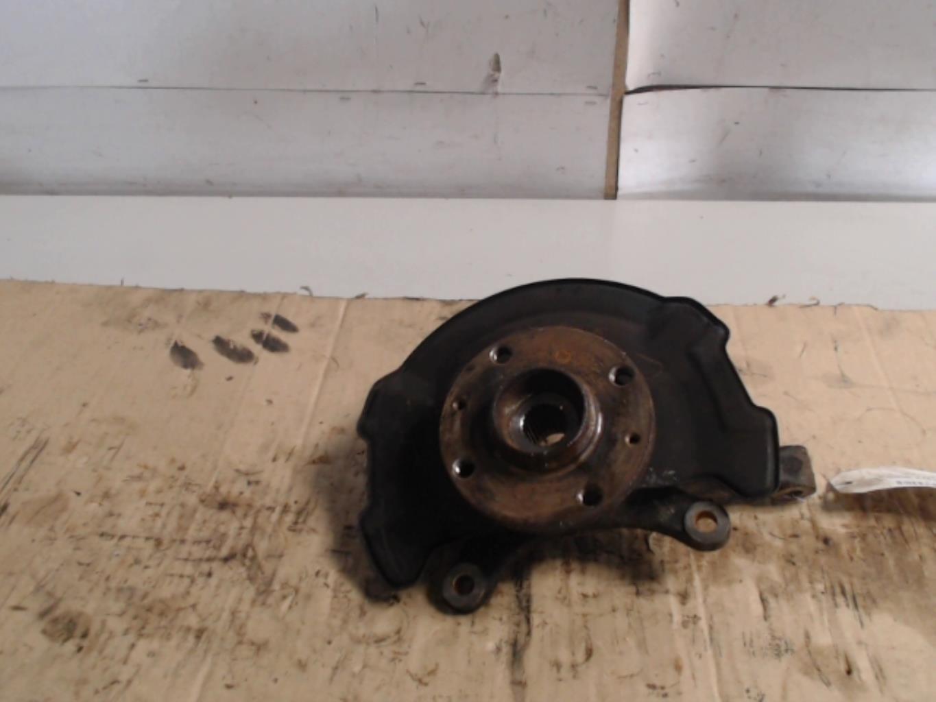 Fusee avant droit OPEL AGILA B Essence - 1