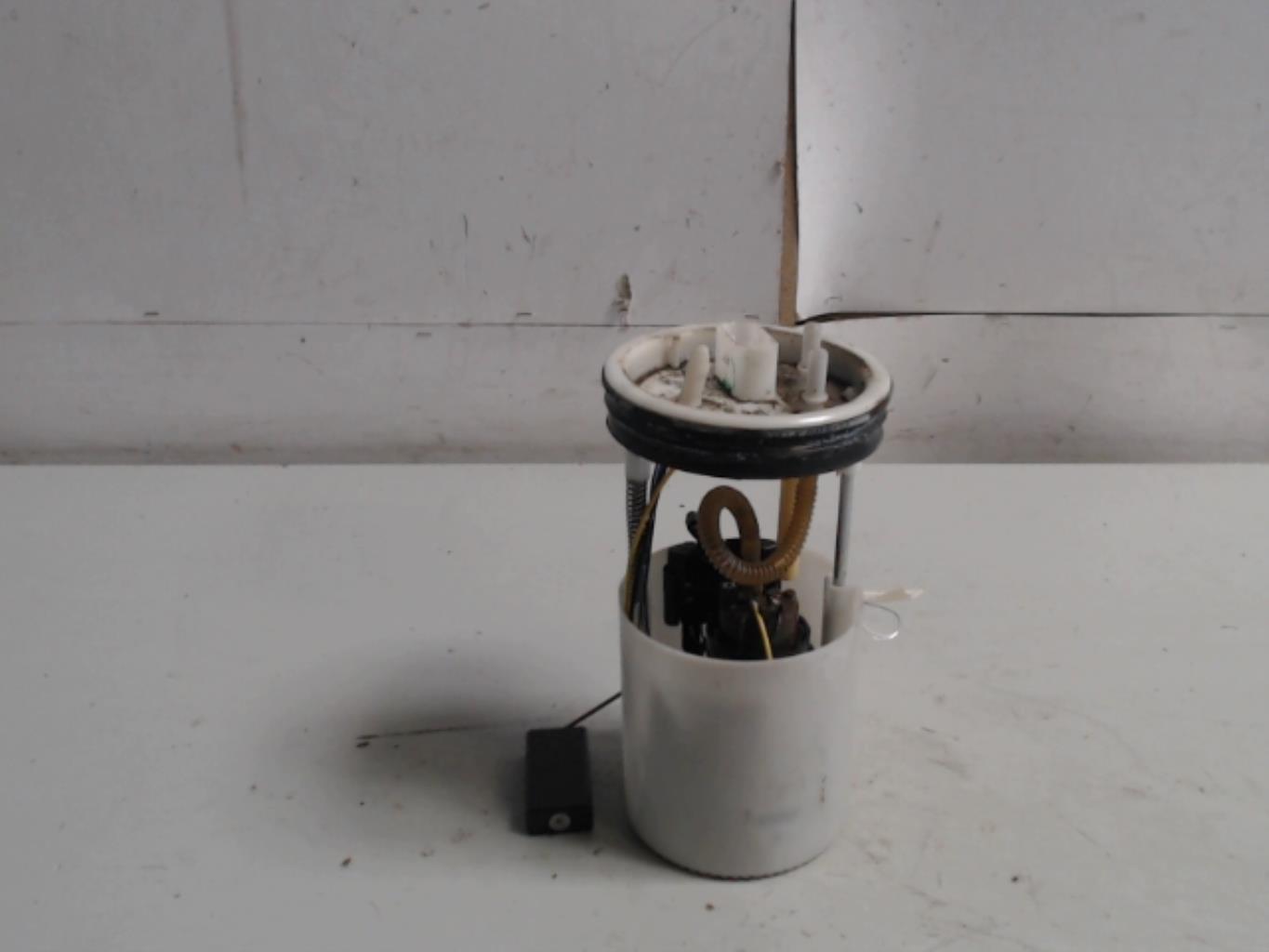 Pompe immergee VOLKSWAGEN POLO 5 PHASE 1 Essence - 1