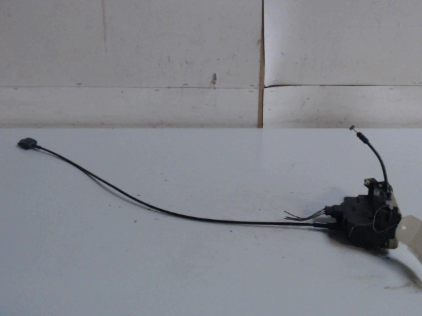 Serrure avant gauche RENAULT MEGANE 2 PHASE 1 Diesel - 1