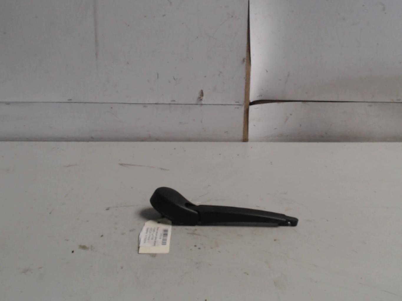 Bras essuie glace arriere FORD FOCUS 3 PHASE 1 Essence - 1