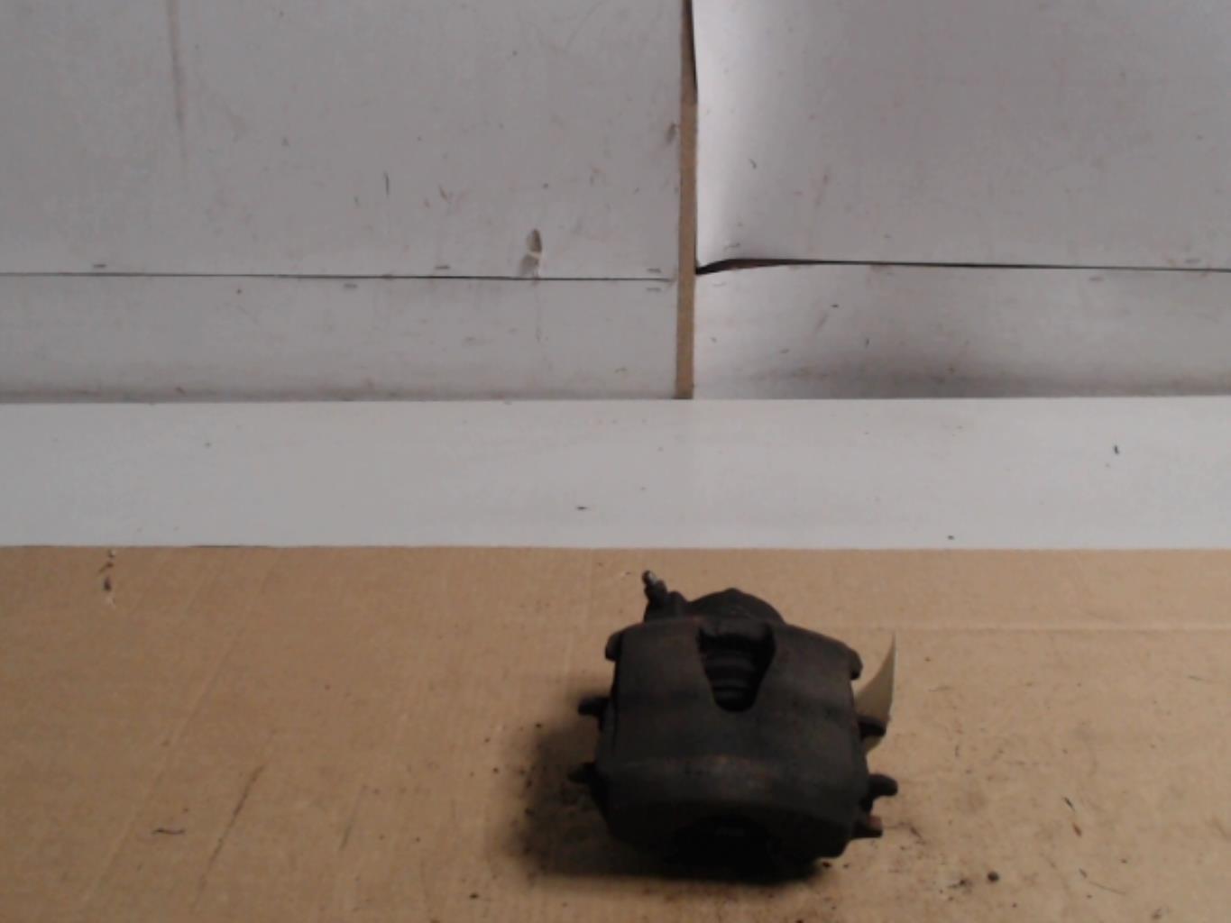 Etrier arriere gauche (freinage) AUDI A3 2 PHASE 1 Diesel - 1