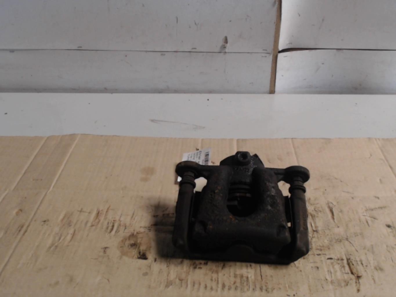 Etrier avant droit (freinage) BMW SERIE 1 E87 PHASE 2  - 1