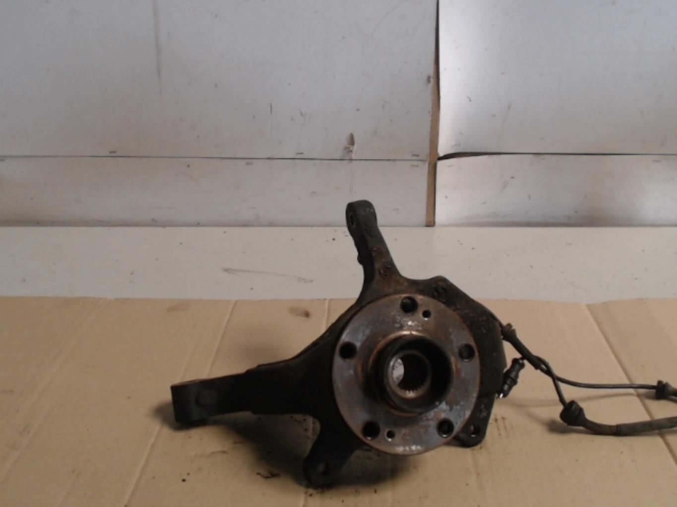 Fusee avant gauche RENAULT ESPACE 4 PHASE 1 Diesel - 1