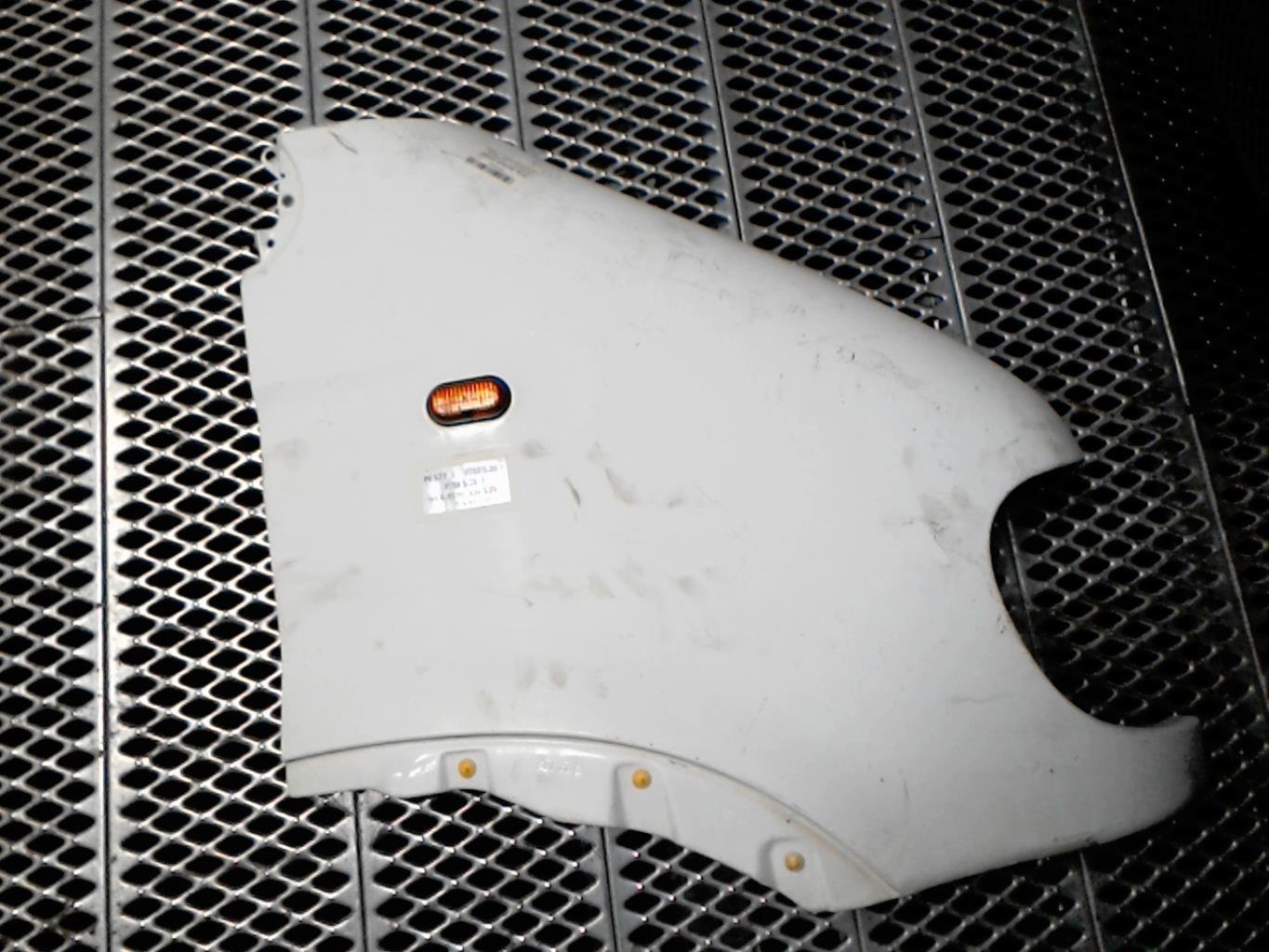 Aile avant droit RENAULT MASTER AM01 Diesel - 1