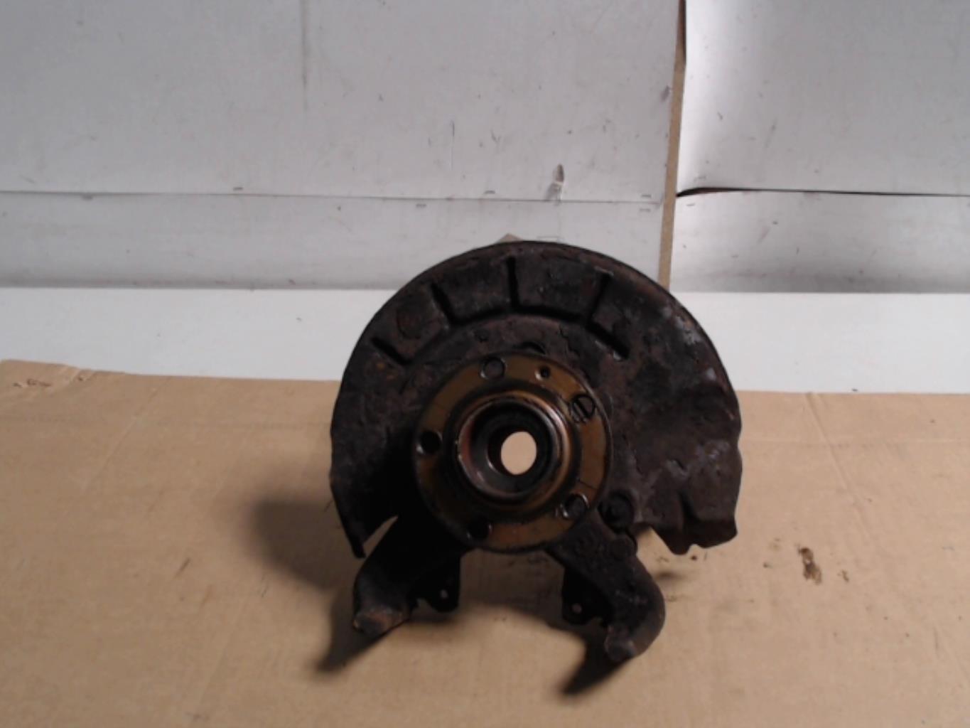 Fusee avant droit SKODA FABIA 1 PHASE 2  - 1