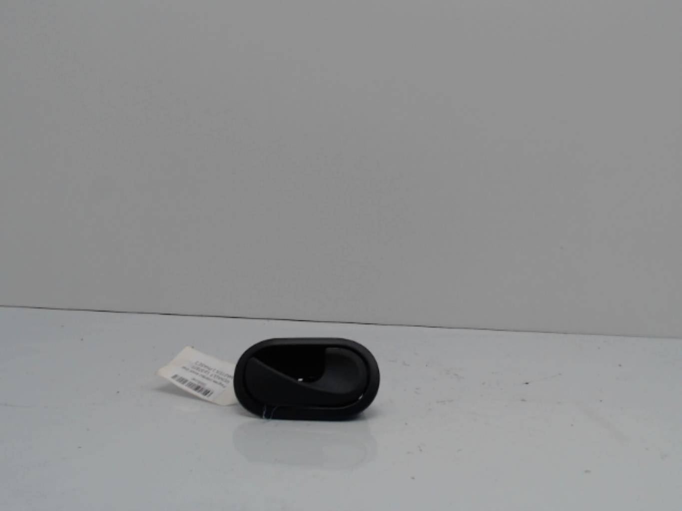 Poignee interieur avant droit RENAULT MASTER 3 PHASE 2  - 1