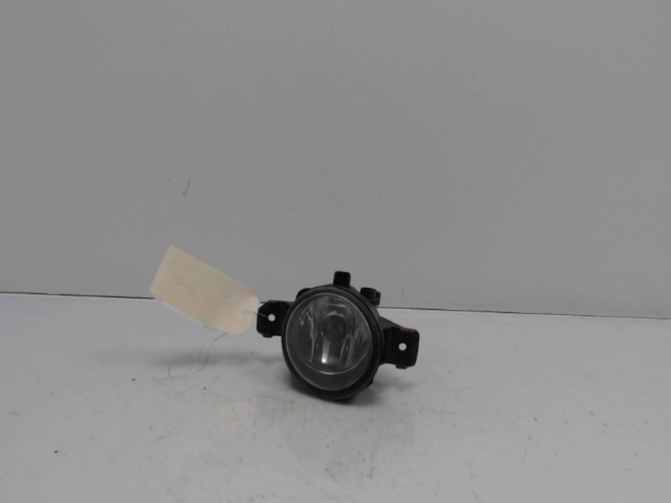 Anti brouillard gauche (feux) RENAULT CLIO 3 PHASE 1 Essence - 1
