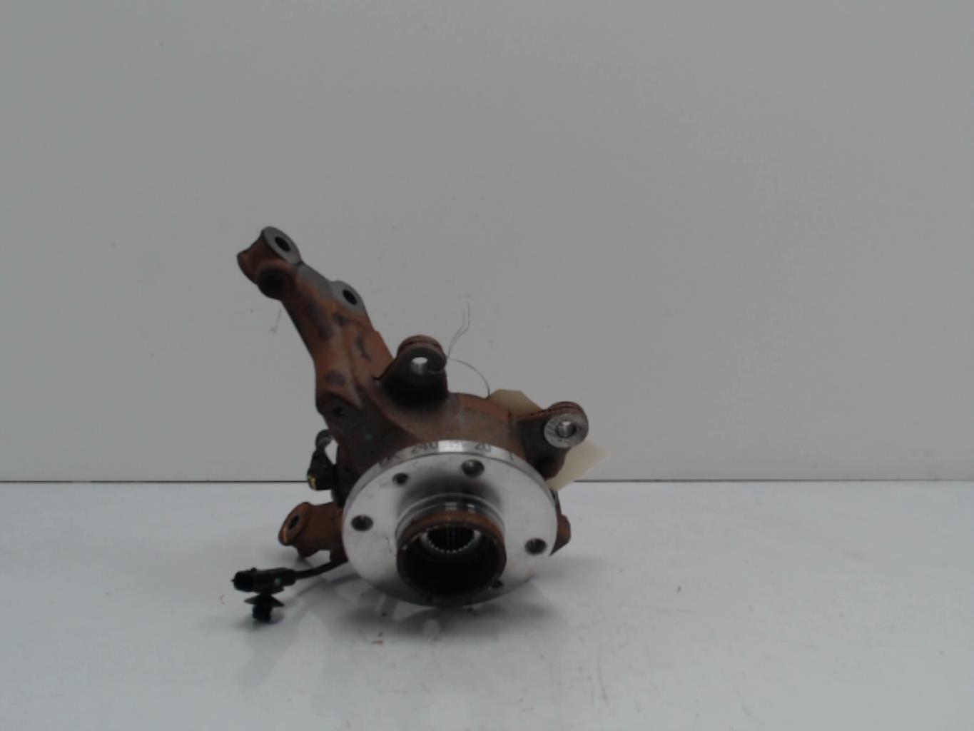 Fusee avant droit DACIA SANDERO 2 PHASE 2  - 1