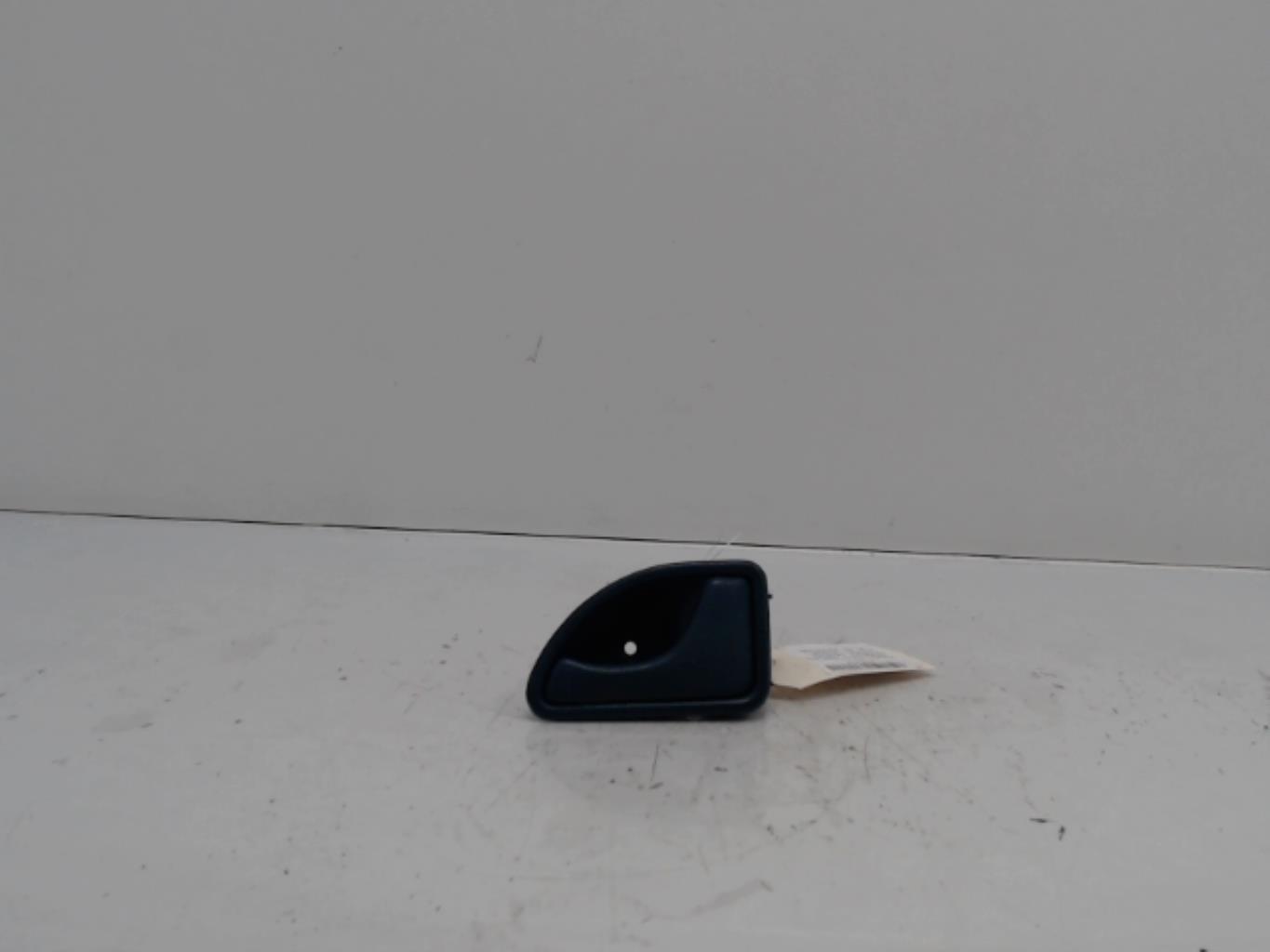 Poignee interieur avant droit RENAULT TWINGO 1 PHASE 1  - 1