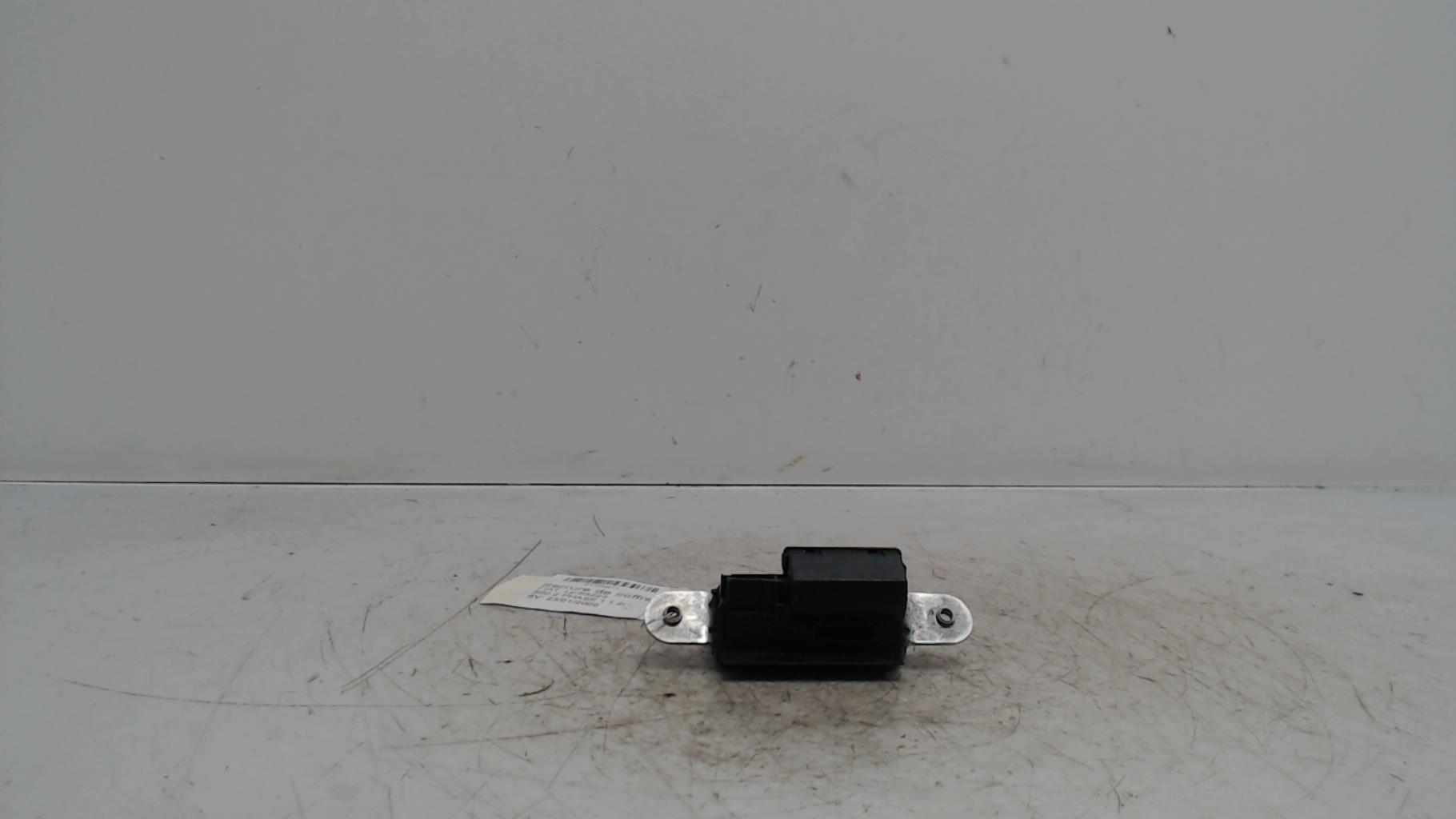 Serrure de coffre FIAT 500 2 PHASE 1 Essence - 1