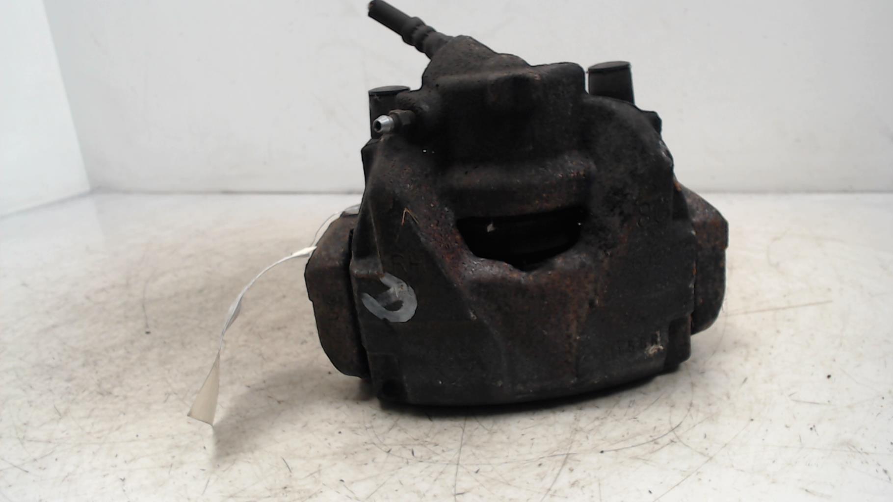 Etrier avant droit (freinage) RENAULT CAPTUR 1 PHASE 1 Diesel - 1