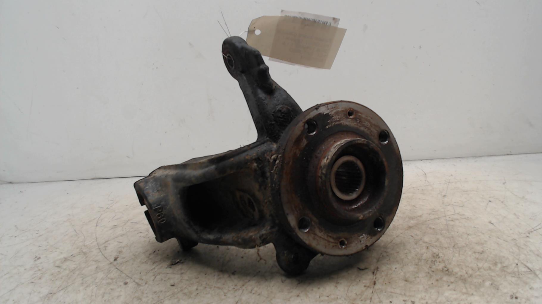 Fusee avant gauche PEUGEOT 2008 1 PHASE 1 Diesel - 1
