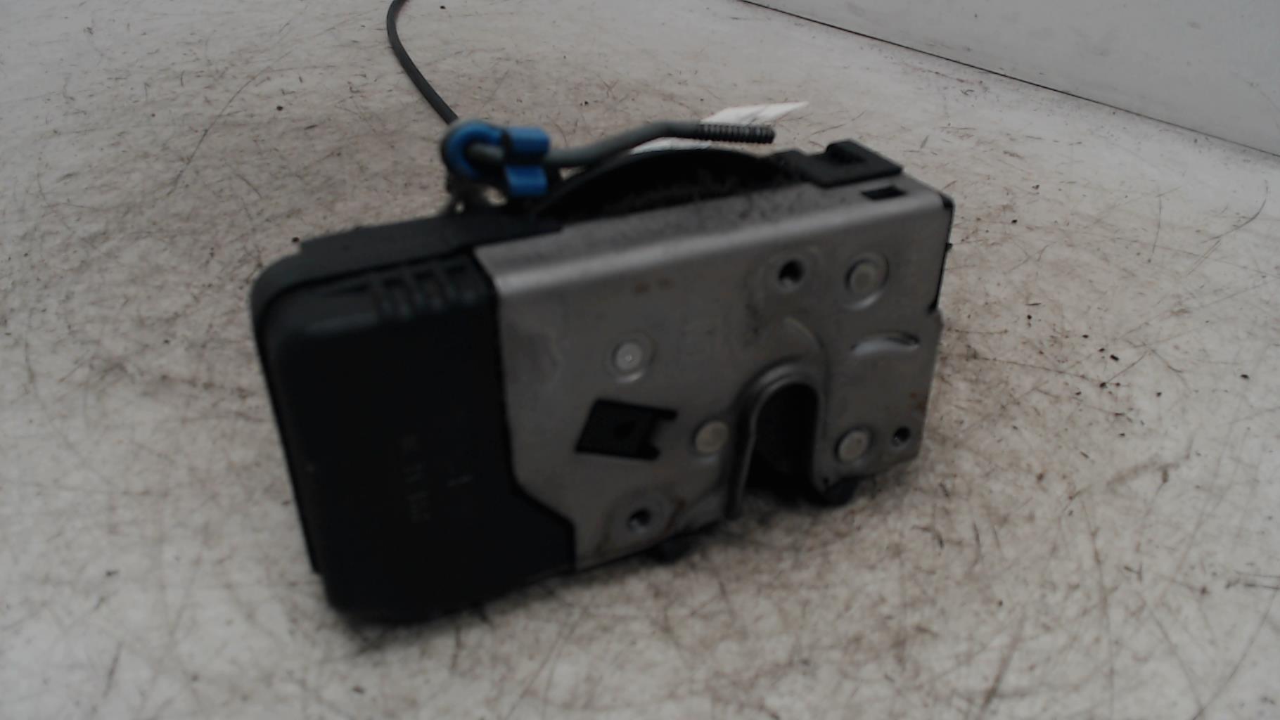 Serrure avant droit RENAULT TRAFIC 2 PHASE 1 Diesel - 1