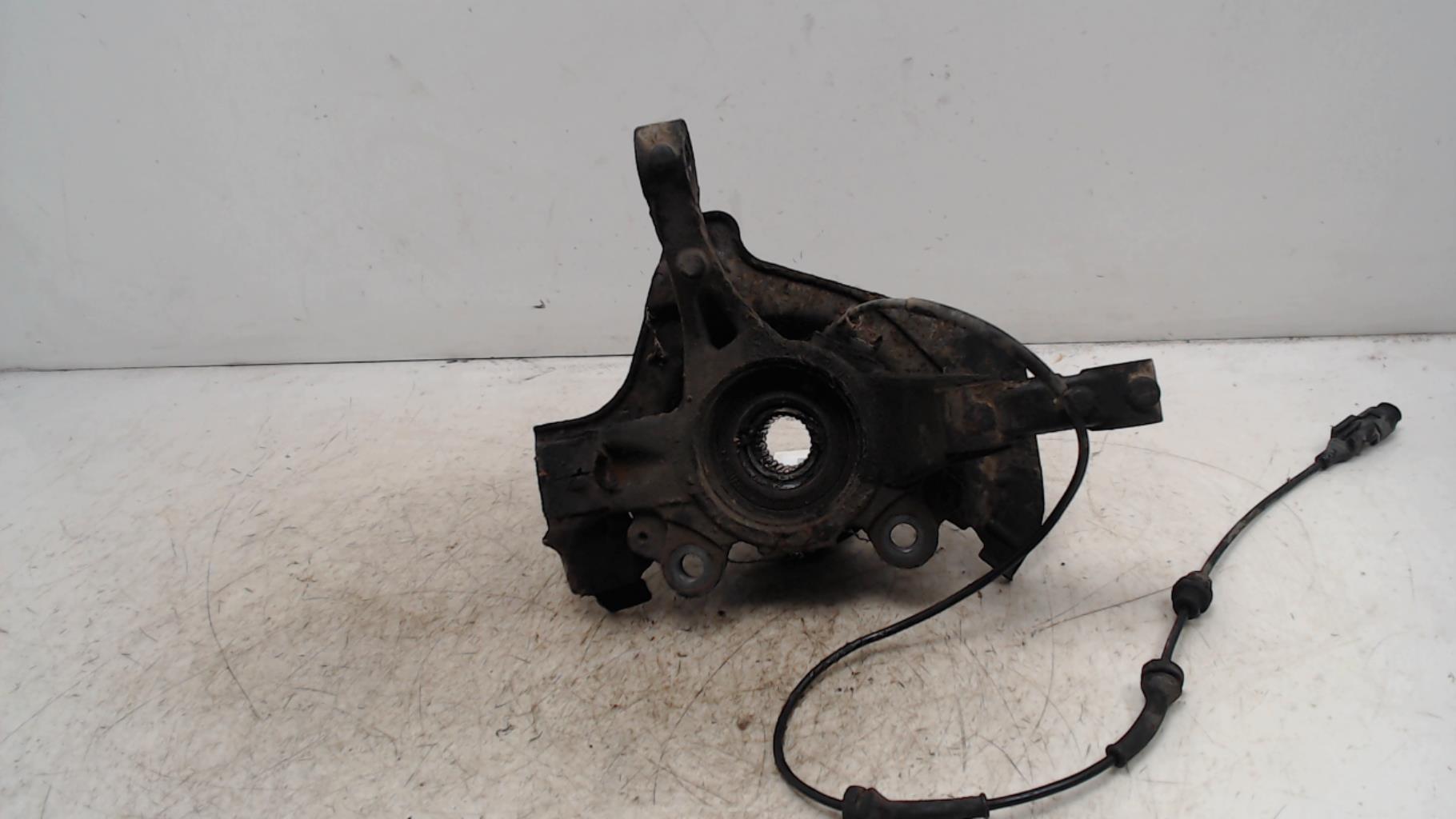 Fusee avant gauche PEUGEOT BIPPER  - 1