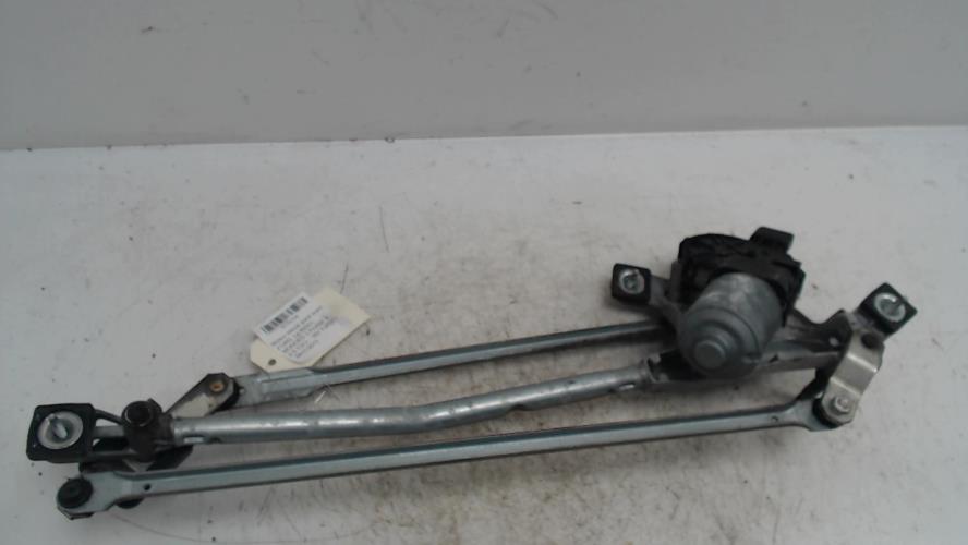 Moteur essuie glace avant -...